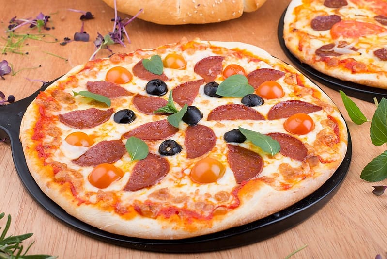 How To Clean Pizza Stone Effectively After Use